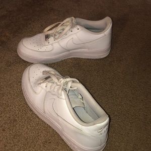WHITE AF1 *ONLY WORN TWICE*